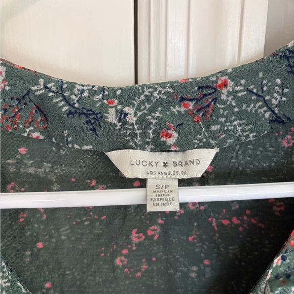 Lucky Brand Olive Green Floral Tie-Front Ruffle Sleeve Top - Picture 3 of 3